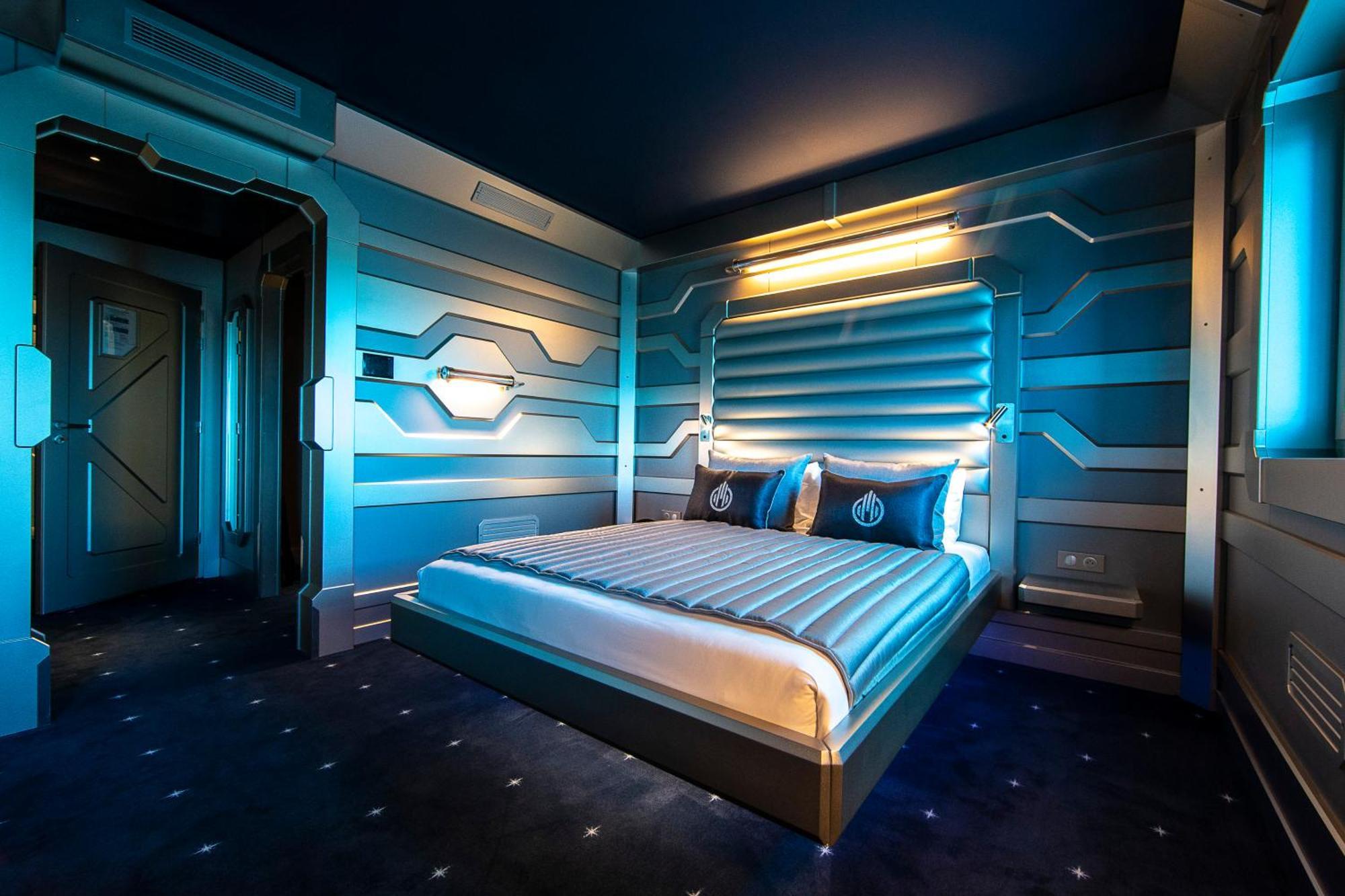 Hotel Station Cosmos Chasseneuil-du-Poitou Eksteriør bilde